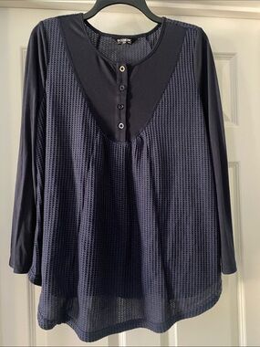BloomChic Textured Navy Blouse